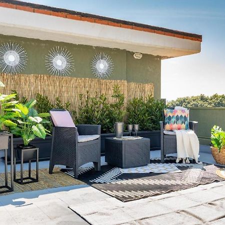 Medea Home Катания Экстерьер фото