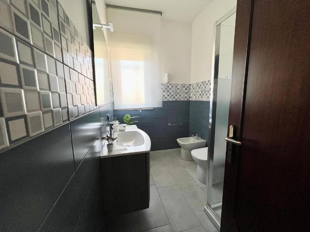 Medea Home Катания Экстерьер фото