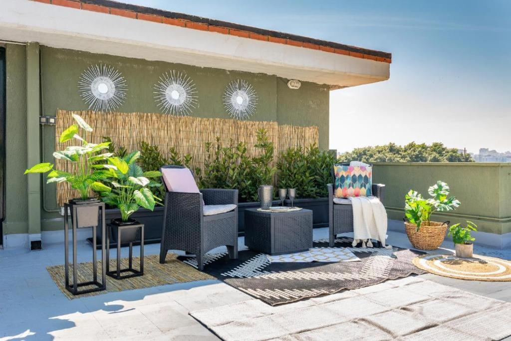 Medea Home Катания Экстерьер фото